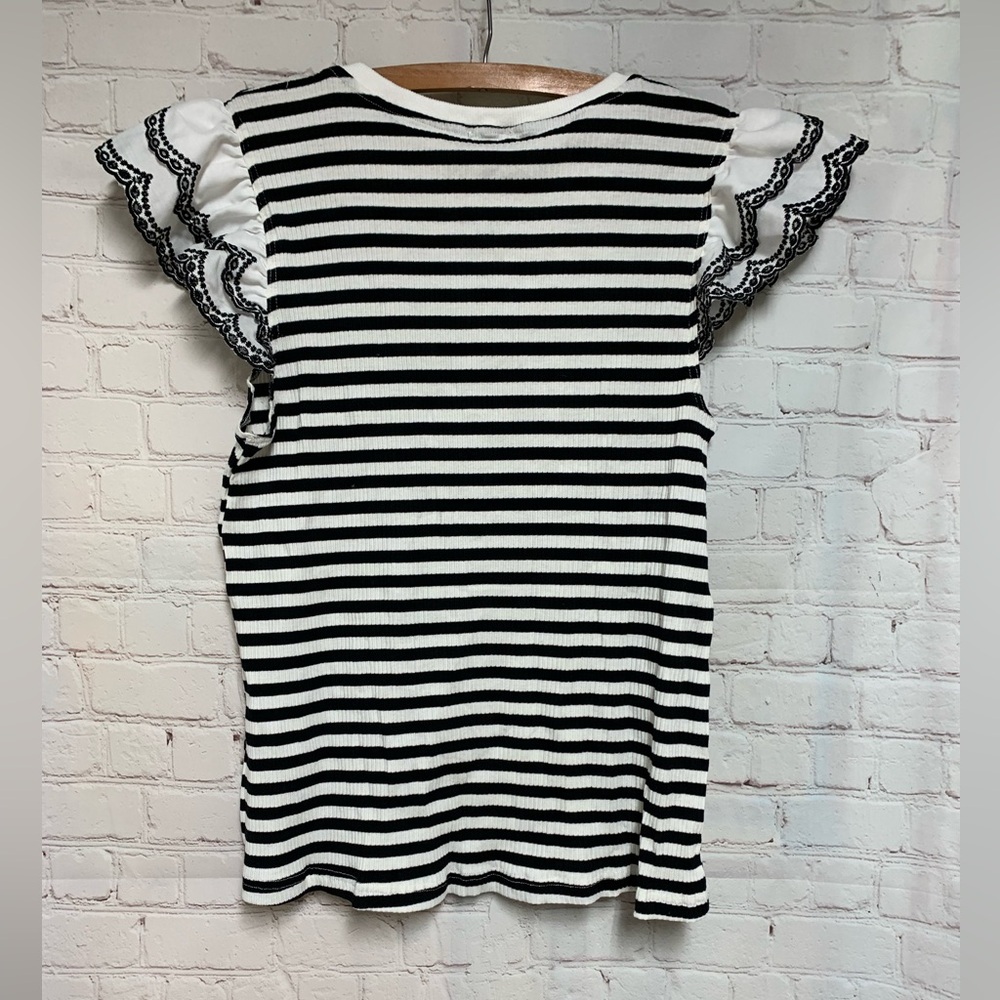 NEW AnnieWear Darling Striped Black and White Ruffle Sleeve Top Size XL - Picture 6 of 6